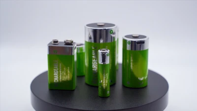 Kompakts, taču jaudīgs enerģijas risinājums: litija jonu akumulatoru skaita p...