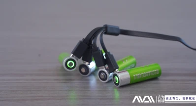 C TIPA uzlādes ports: elektrisko ierīču uzlādes apvienošana un uzlādējamo lit...
